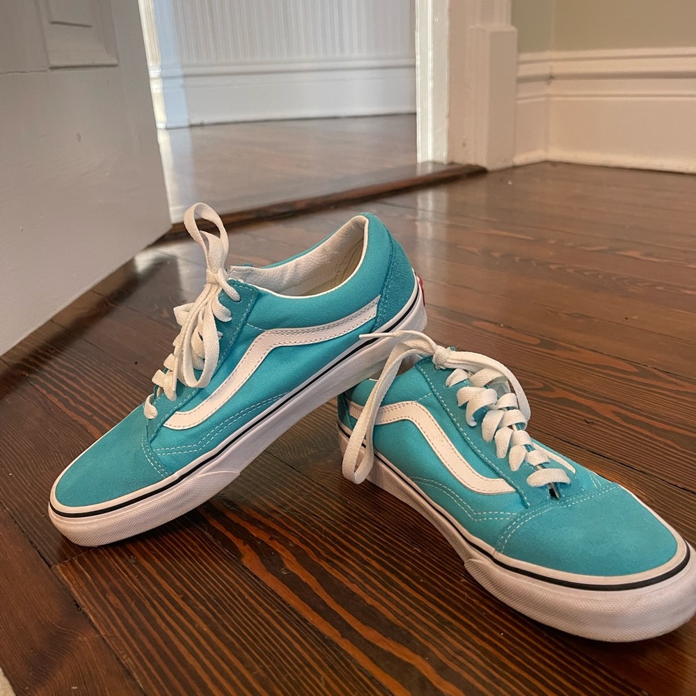 Blue Vans Barley worn, size 8 in women’s or 6.5 in men’s!